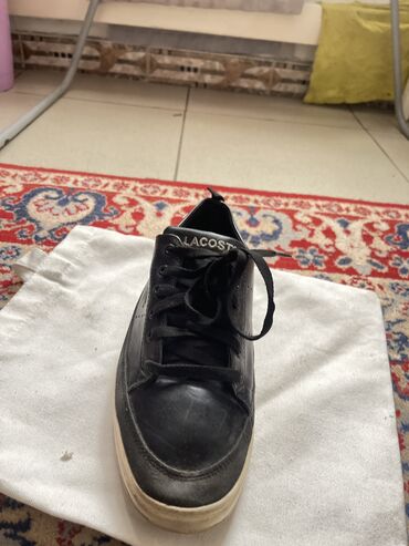 Кроссовки и спортивная обувь: Продается мужская обувь Макостны, кроссовки, ботасы, ботинки дешево at lalafo.kg — 9 Кроссовки и спортивная обувь: Продается мужская обувь Макостны, кроссовки, ботасы, ботинки дешево — 9