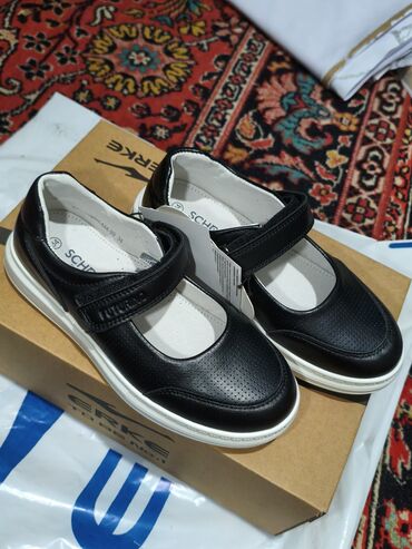 купить школьный рюкзак в бишкеке: Детская школьная обувь для девочки размер 34, Бренд school futurino