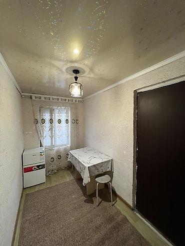 studio apartment: Сдаётся комната с отдельной кухонной зоной.туалет в доме, горячая вода — 2