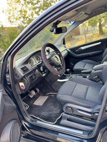 radiator yuyan aparat: Mercedes-Benz B 170: 1.7 l | 2008 il Hetçbek
