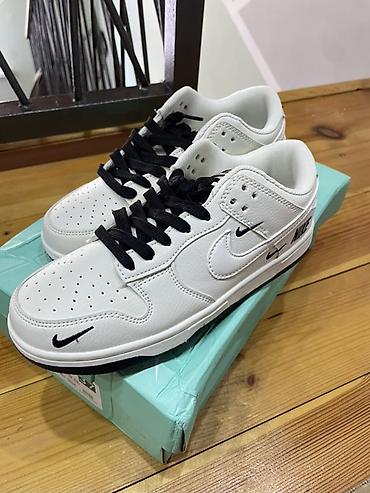 Мужские кроссовки, 37, Nike, Новый, цвет - Белый, Платная доставка at lalafo.kg Мужские кроссовки, 37, Nike, Новый, цвет - Белый, Платная доставка