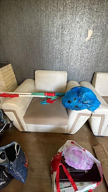 İki dene yeni divandır hec istifade olunmamış vezyetdedir söküyü lalafo.az -da İki dene yeni divandır hec istifade olunmamış vezyetdedir söküyü