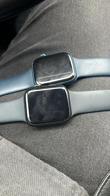 Apple Watch SE, 44 мм, GPS - Корпус: алюминий - Стекло: Ion‑X Glass -