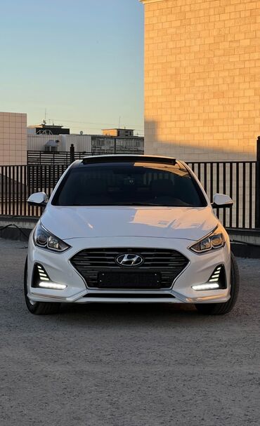 Беговые дорожки: Hyundai Sonata: 2017 г., 2 л, Автомат, Газ, Седан