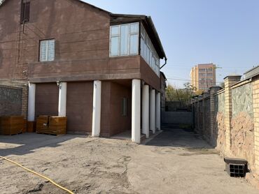 продаю пол дом район рабочий городок: Производственно-складская база с закрытой территорией. - Отдельно