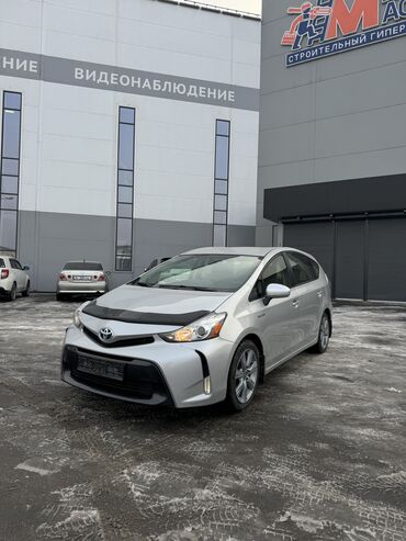 Toyota: Toyota Prius: 2015 г., 1.8 л, Вариатор, Гибрид, Универсал