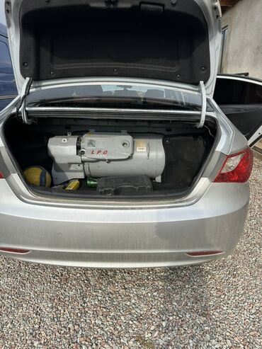 органайзер багажник: Hyundai Sonata: 2011 г., 2 л, Автомат, Газ, Седан