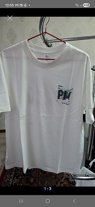 pull and: - Белая хлопковая футболка с круглой горловиной и коротким рукавом. На — 1