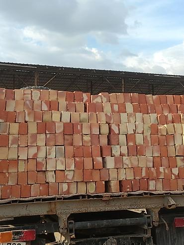 Строительный кирпич: Полнотелый, таблетка, Жженый кирпич, Полублок, 250×120×90 — 1