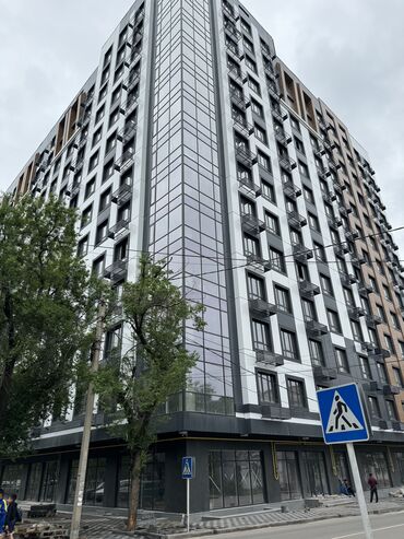 продаю квартиру в городе балыкчы: 4 комнаты, 117 м², Элитка, 9 этаж, ПСО (под самоотделку)