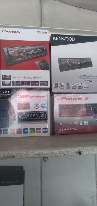 Другие аксессуары: Продаю товар для авто.В продаже имеются автомагнитолы( Радио- — 2