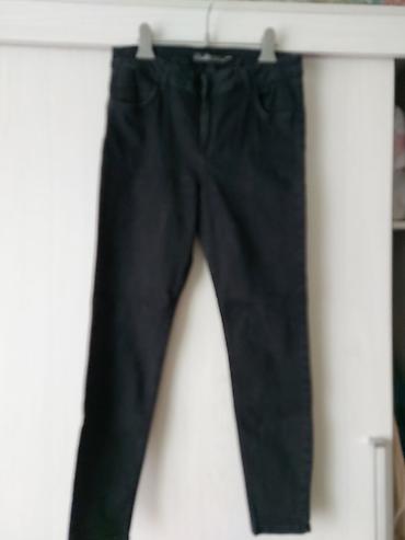 Другая женская одежда: Джинсы черные, синие, спортивные брюки, рубашки, свитера, блузки — 1