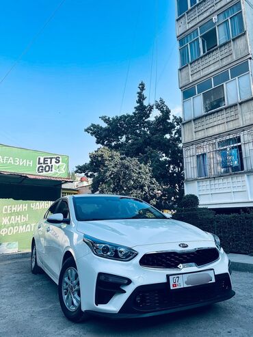 решетка радиатора ист: Kia K3: 2019 г., 1.6 л, Бензин, Седан