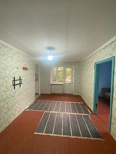 Продаю квартиру двухкомнатная собственник, 2 этаж, локация