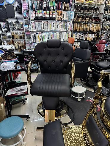 Салонные кресла: Парихмахерские кресла ! Кресля для барбершопа и все прочее на заказ — 2