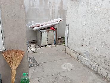 Продажа коттеджей и домов: Срочно!!! Продаются 2 небольших дома на одном участке 5с., в районе — 5