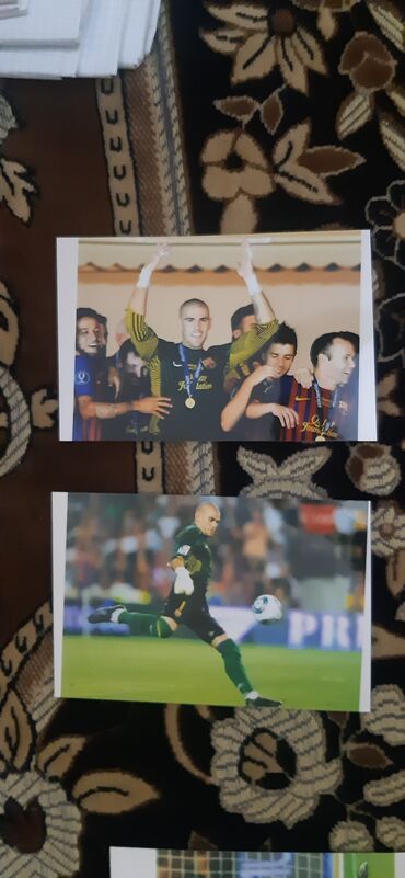 Digər kitablar və jurnallar: Barselona futbol şəkilləri.405 ədəddir — 22