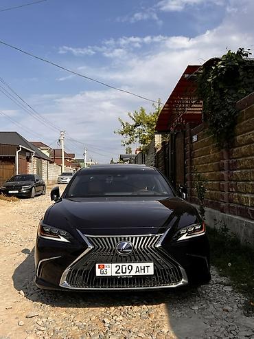миша: Lexus ES: 2021 г., 2.5 л, Вариатор, Гибрид, Седан — 3