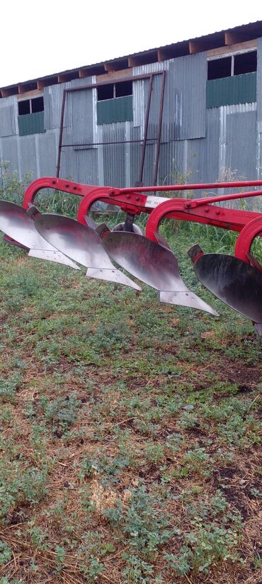 Traktorlar: YTO kənd təsərrüfatı traktoru - Marka/model: YTO (kabinli) - Gövdə — 5