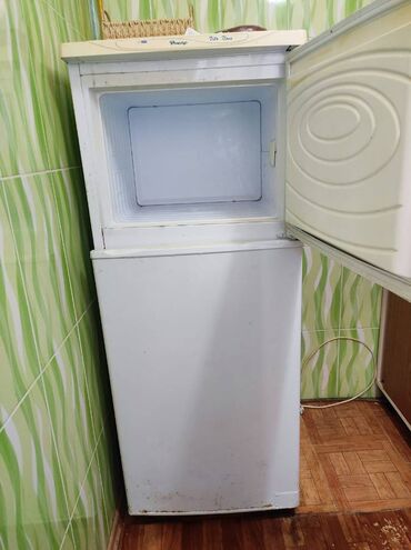 hava soyuducusu: İşlənmiş 2 qapılı Dnepr Soyuducu Satılır, rəng - Ağ