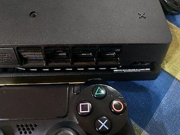 PS4 (Sony Playstation 4): ( +52 igrice )IZUZETNO lepo ocuvana Konzola Slim Sony Playstation 4 — 4