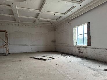 Kommersiya daşınmaz əmlakının satışı: 📍 Məkan: Bakı–Ələt yolu üzərində, Yevlax ş . Aran qəsəbəsi 📐 Ümumi — 8