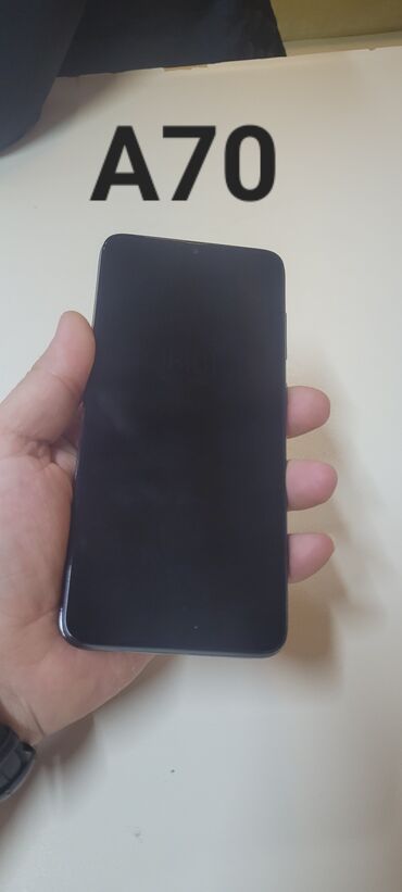 Samsung: Samsung Galaxy A70, rəng - Qara