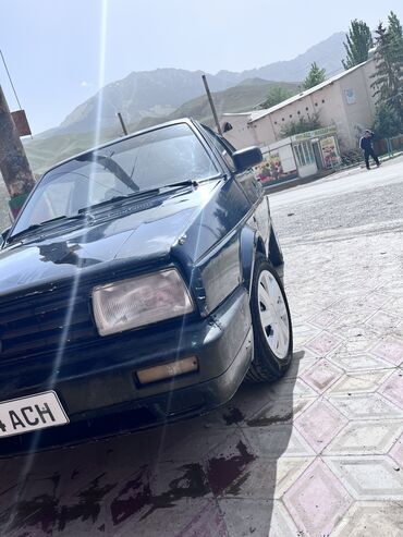 Volkswagen: Volkswagen Golf GTI: 1989 г., 1.8 л, Механика, Бензин, Седан