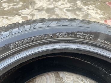 пакрышка фит: Шины 205 / 55 / R 16, Зима, Легковые, Япония, Bridgestone