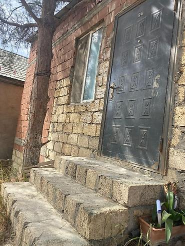 ev: 60 kv. m, 2 otaqlı, Qaz, İşıq, Su — 10