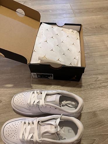 air jordan: Rəng - Ağ Krossovkalar, Nike, Ölçü: 35, Uniseks — 7