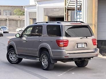 семиместный джип: Toyota Sequoia: 2001 г., 4.7 л, Автомат, Бензин, Внедорожник — 6