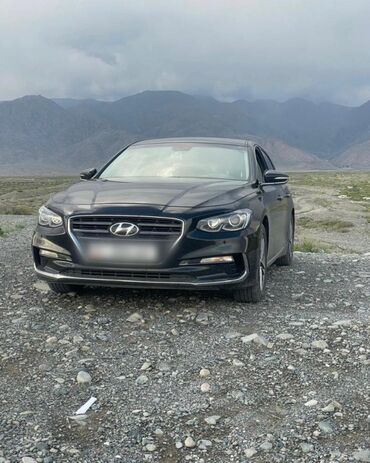 купить машину хендай солярис: Черный седан Hyundai GranDeur с характерной хромированной решеткой