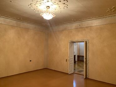 Həyət evləri və villaların satışı: 6 otaqlı, 700 kv. m, Kredit yoxdur, Orta təmir — 11