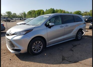 машина пассо: Toyota Sienna: 2022 г., 2.5 л, Автомат, Гибрид, Минивэн