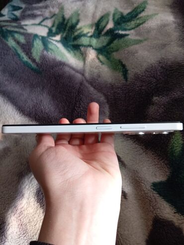 Redmi: Redmi, Redmi Note 12 Pro Plus, Б/у, 256 ГБ, цвет - Белый — 2