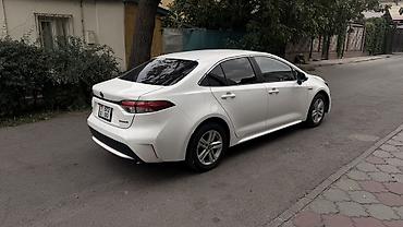 levin corolla: Toyota Corolla: 2021 г., 1.8 л, Вариатор, Гибрид, Седан — 4