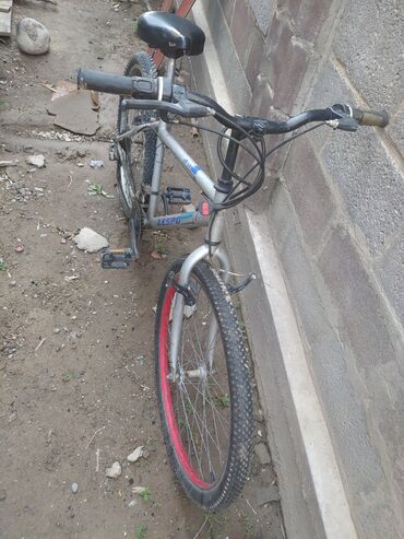 Городские велосипеды: Городской велосипед, Другой бренд, Рама S (145 - 165 см), Алюминий, Китай, Б/у