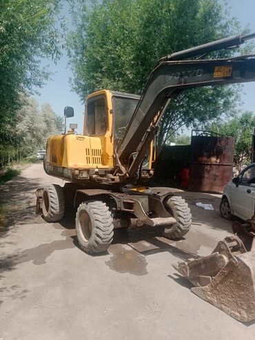зимние шины бишкек бу: Экскаватор, Volvo, 2004 г., Дөңгөлөктүү