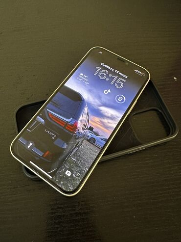 айфоны на запчасти: IPhone 12, Б/у, 64 ГБ, Белый, Защитное стекло, Чехол, 80 %