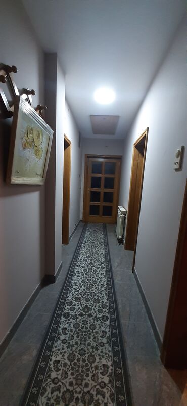 Kuće na prodaju: 290 kv. m, 6 soba — 10