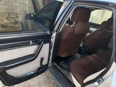 Audi: Audi 100: 1991 г., 2 л, Механика, Газ, Седан — 7