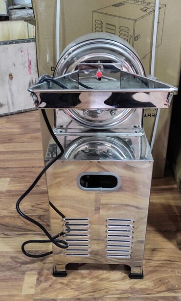 Digər restoran, kafe avadanlığı: Sənaye tipli dəyirmanlar sifarişlə gətirilir. Dəyirmanla bütün — 3