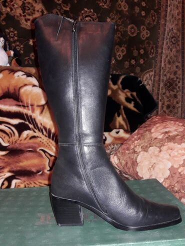 женская обувь зимняя: Сапоги, 40, цвет - Черный