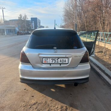 авто на 100000: Honda Civic: 2002 г., 1.5 л, Вариатор, Бензин, Хэтчбэк