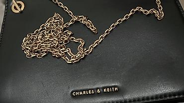 Классические сумки: Сумка Charles & Keith, черная, компактного формата через плечо. - — 4
