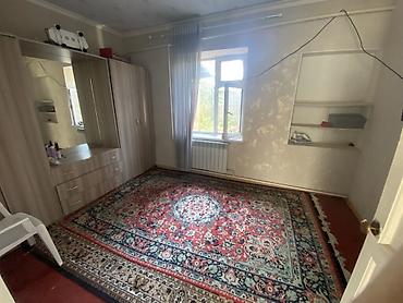 Сдается одна из комнат В доме представлены: - несколько жилых комнат;
