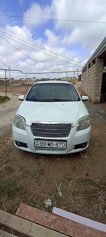 Chevrolet: Chevrolet Aveo: 1.5 l | 2012 il Sedan — 6