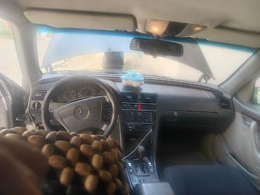 Mercedes-Benz: Mercedes-Benz C 200: 2 l | 1995 il Sedan — 5