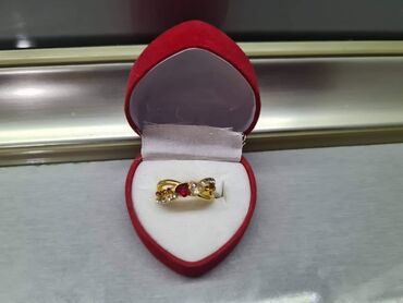 Prstenje: Prstenje 900 din — 1